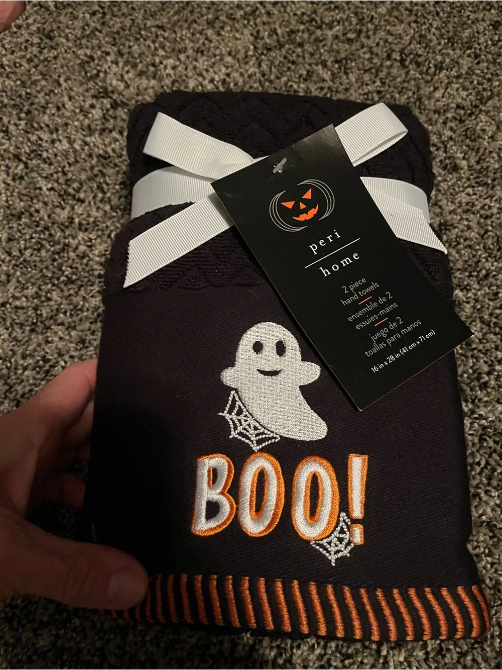 Peri Hone ghost hand towels